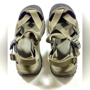 KEEN Men’s Hiking Sandals 1022420, Sz 10, Olive Green Sports Hiking, Retail $148